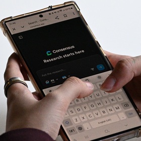 biblioteka-seminar-za-studenti-fakt-ili-mit-24-03_280x280_crop_478b24840a